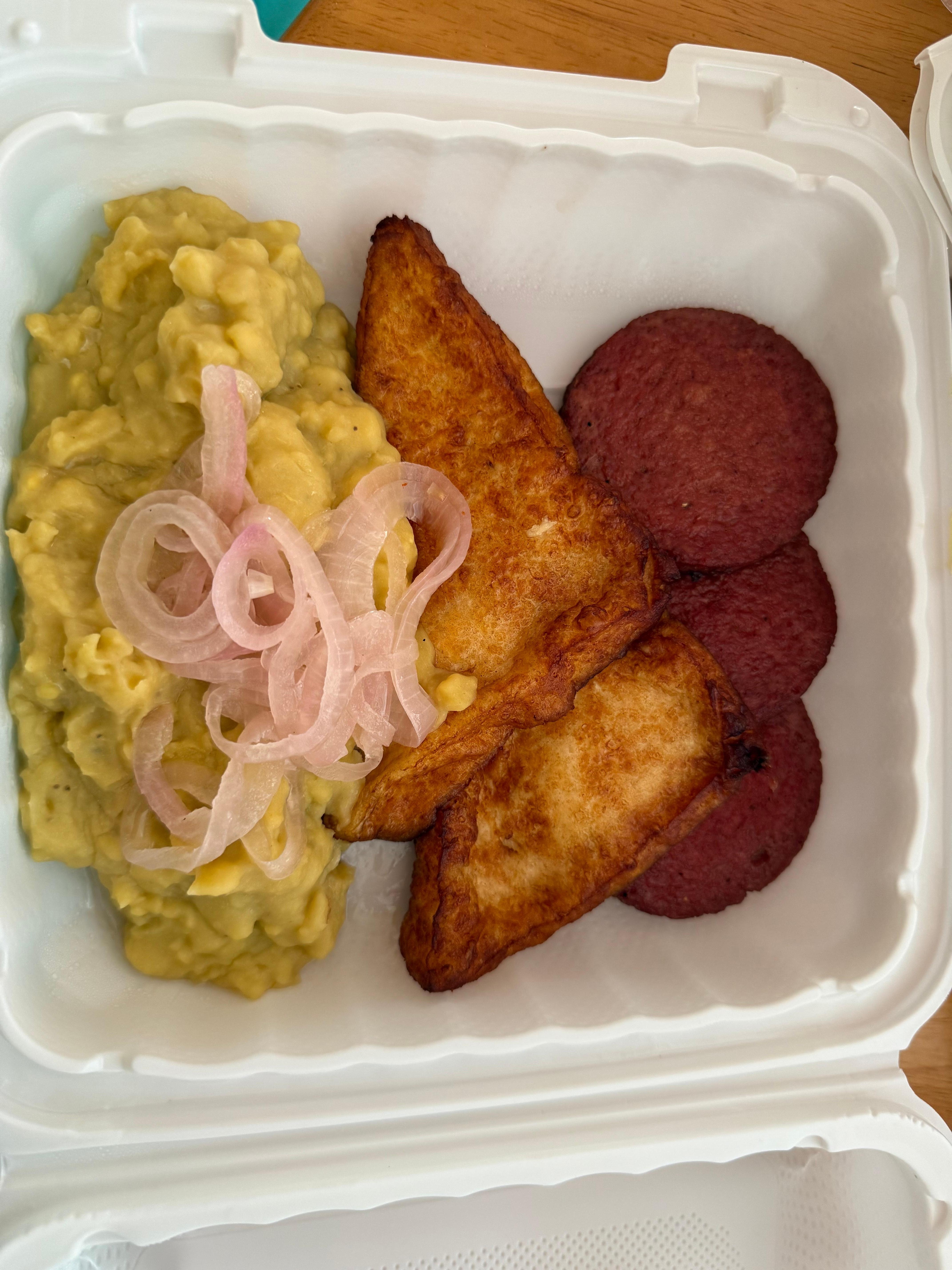 Breakfast at Maria’s room delivery