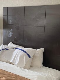 dirty head broad, so gross.