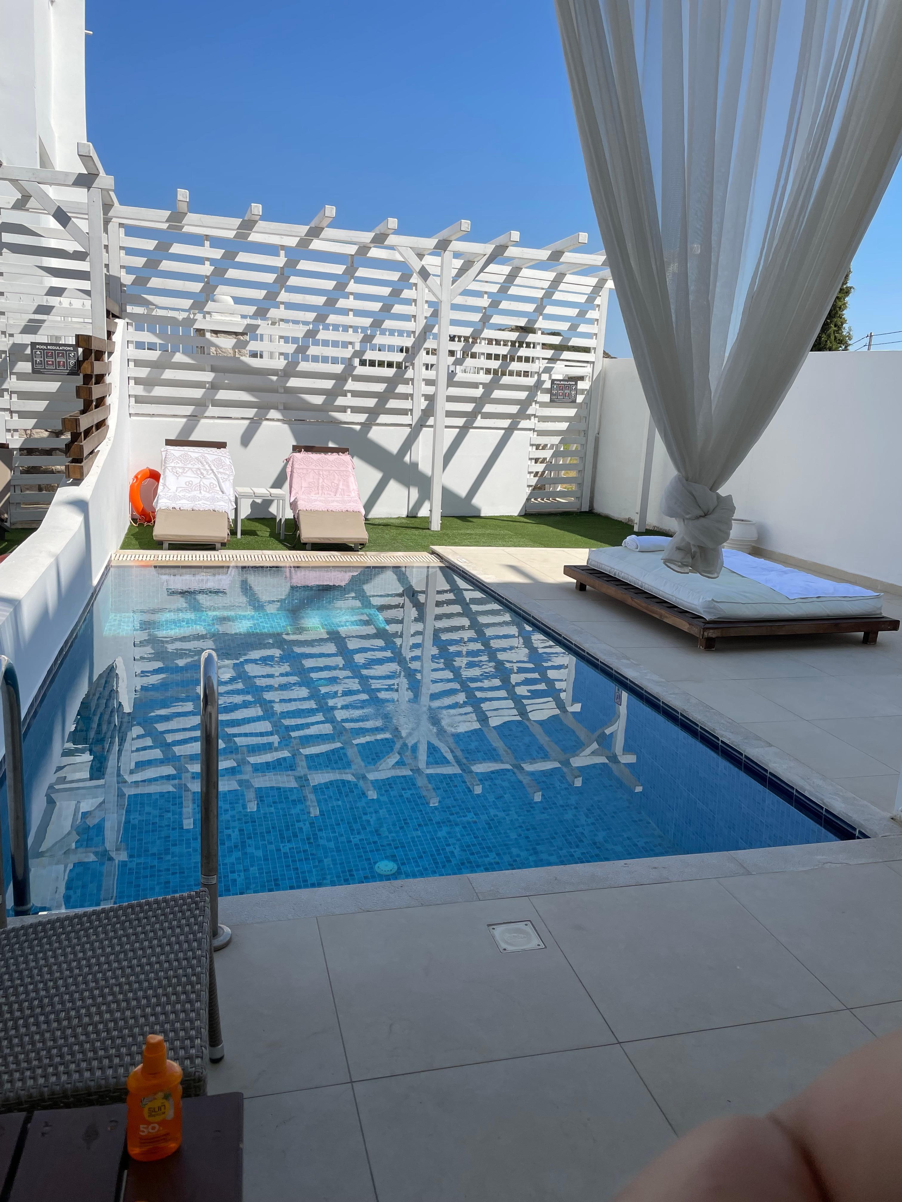 Chambre avec piscine privée 