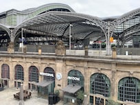 The nearby Hauptbahnhof