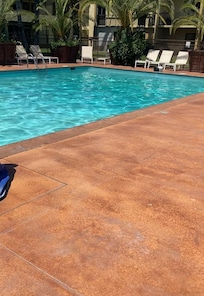 9ft pool