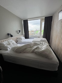 Had to slide past end of beds