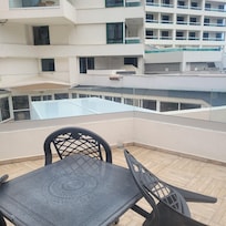 Textured 1970's paint