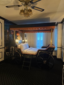 Victorian Coach Room!