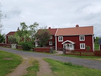 Bullerbü (=Sevedstorp) liegt 40 Minuten entfernt