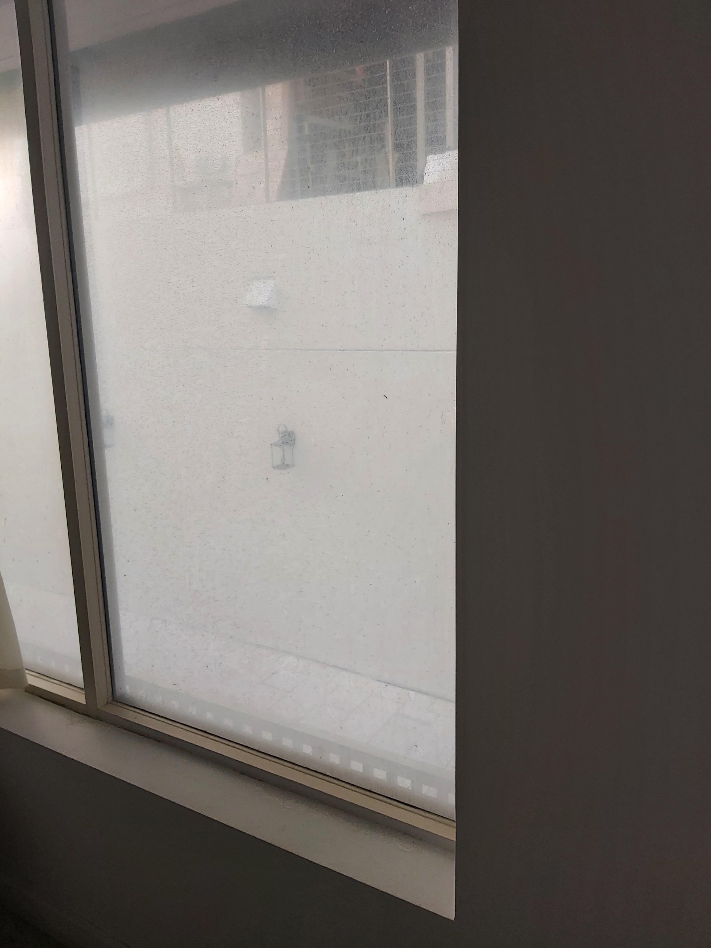 Fenêtres très sale
Impossible de les ouvrir 