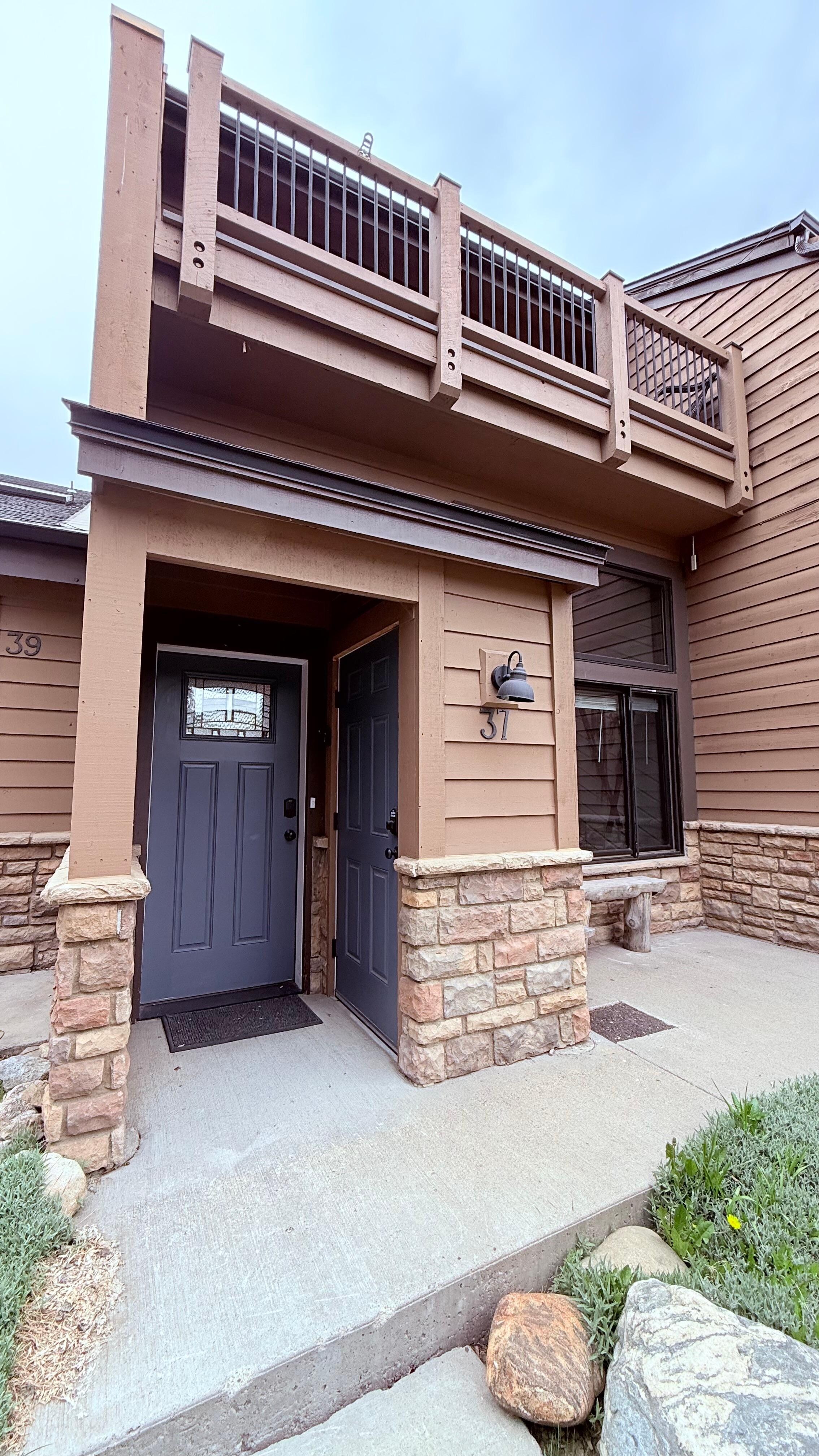 Front entrance 