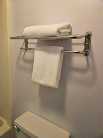 Towels not replaced