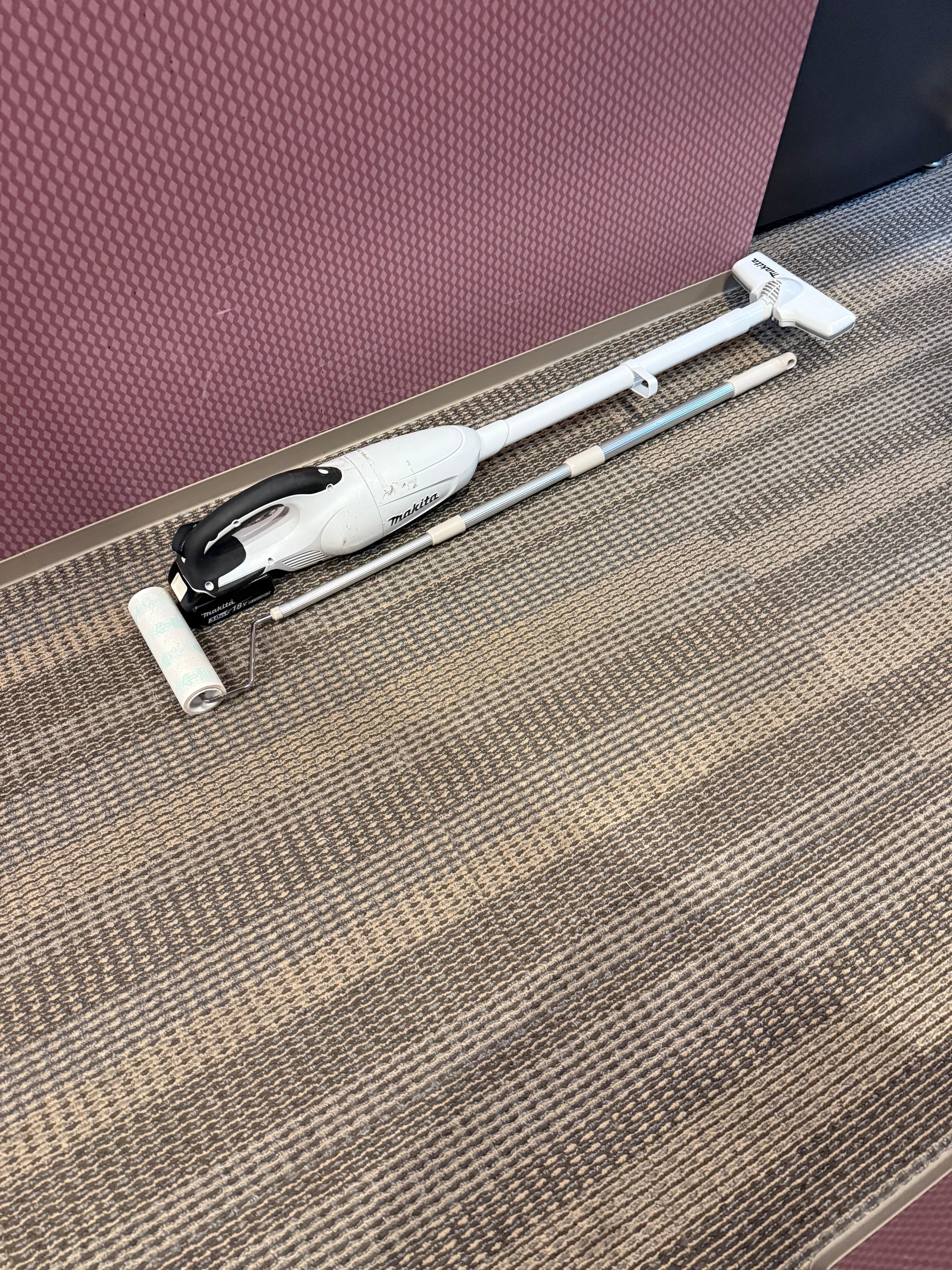 Cleaning tools left behind by the cleaner! 