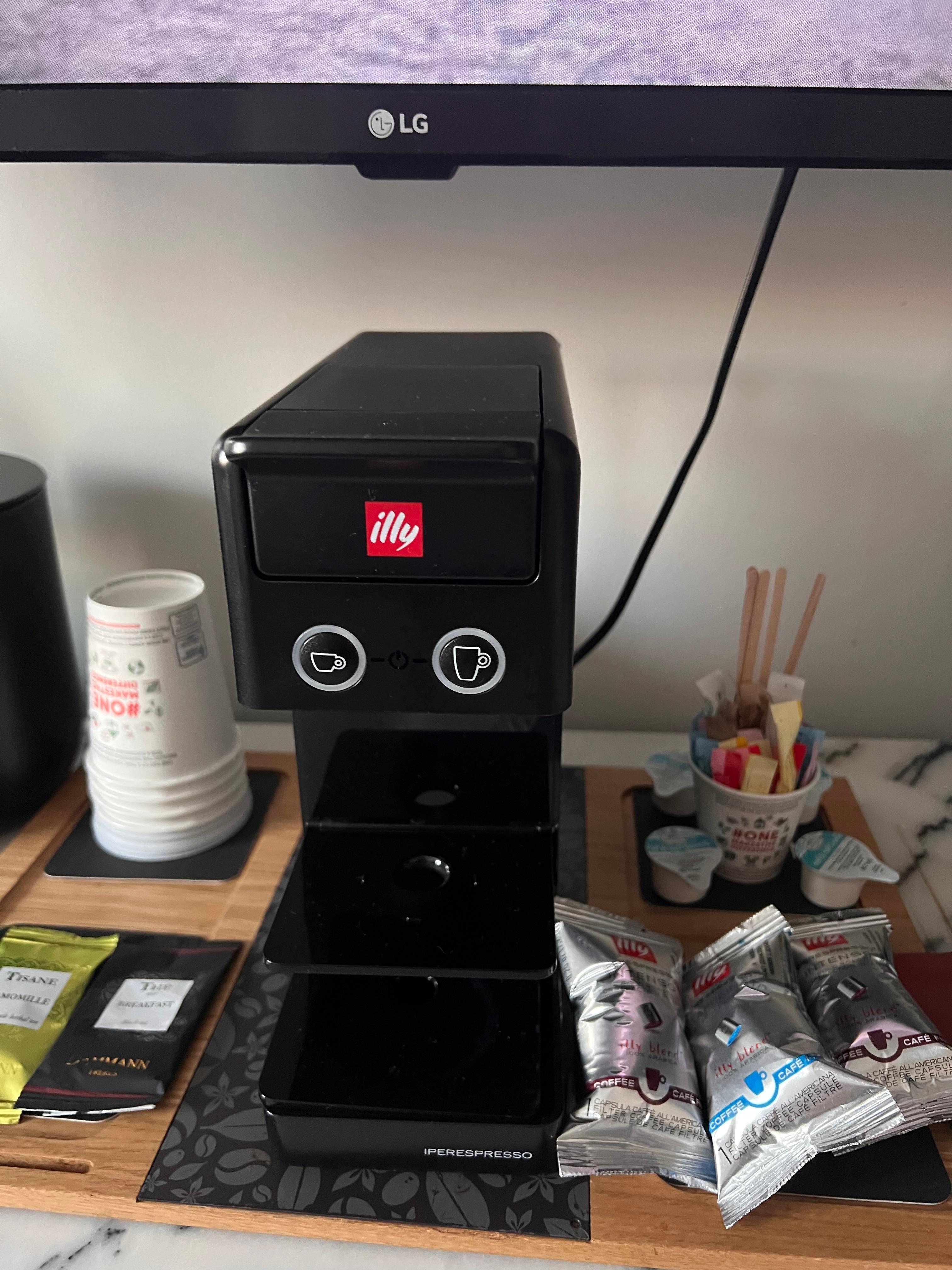 Illy coffee machine