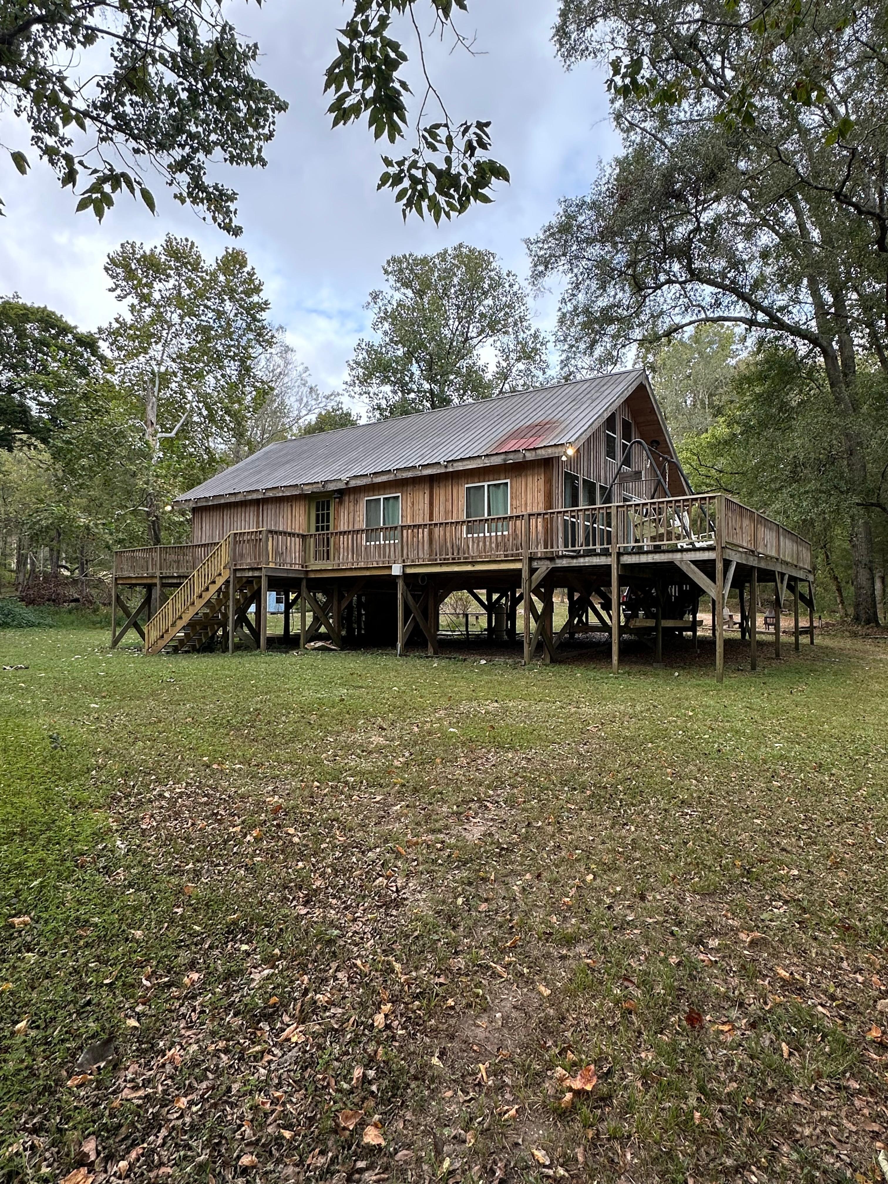 The back side of the house. Note, this is the side of the house with the keyed door. 