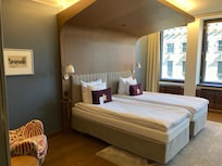 とても広い部屋でした。