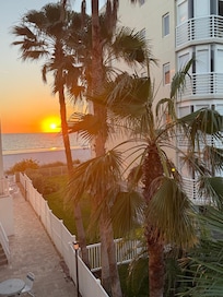 Was able to watch the sunset from the side balcony