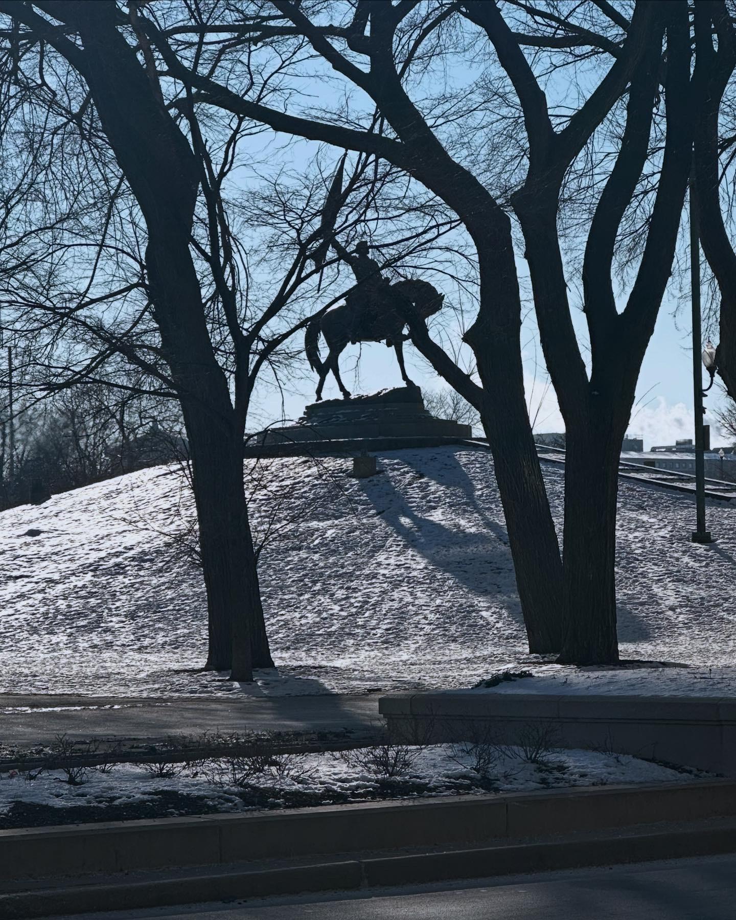 Grant Park statue