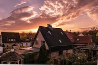 Sonnenuntergang - vom Balkon vor der Eingangstüre aus. Hier kann man gemütlich sitzen!