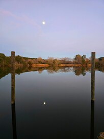 Very calm waters. There was only a couple boats that passed through.