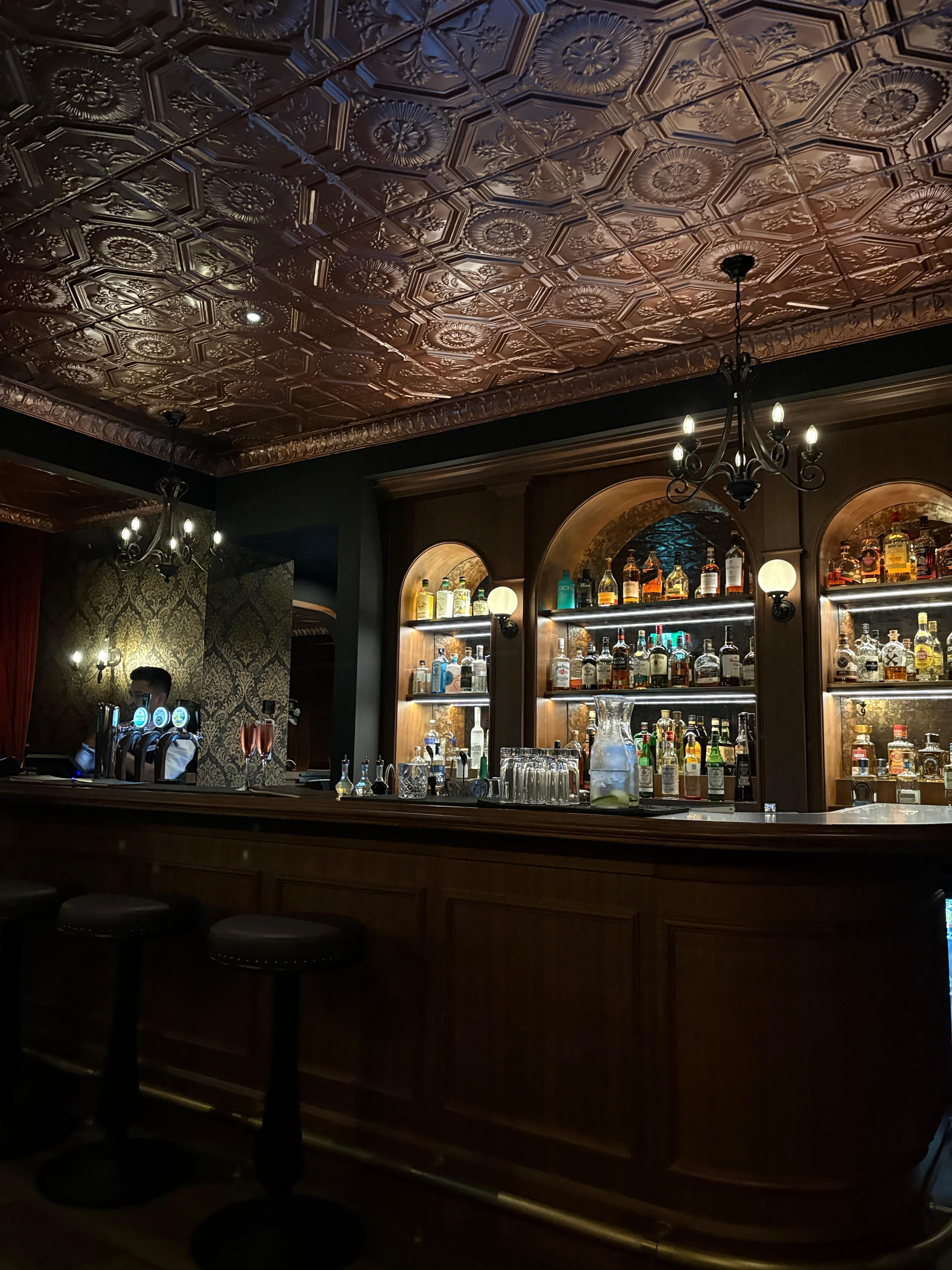 The bar at 1866