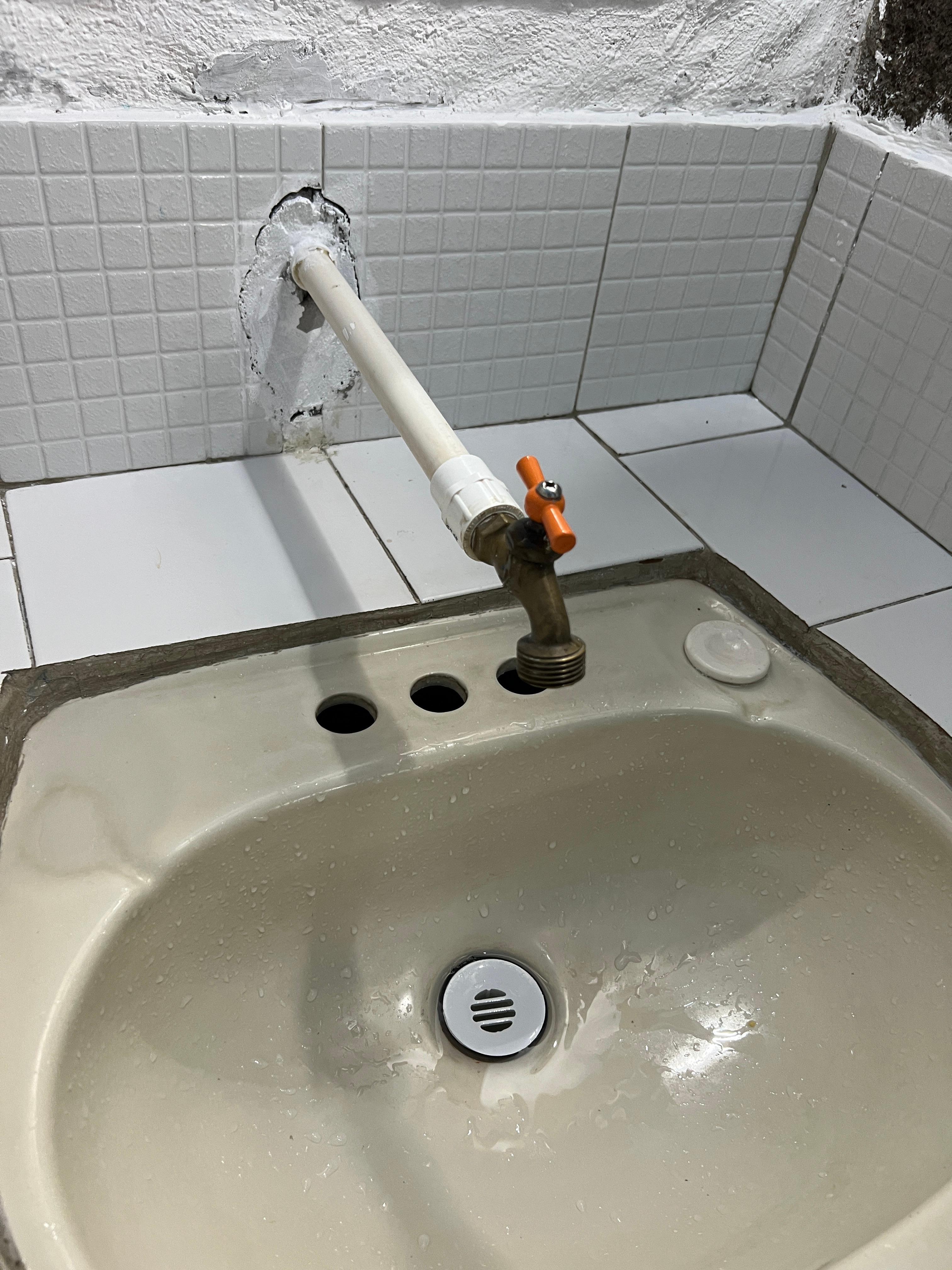 Interesting plumbing repair 