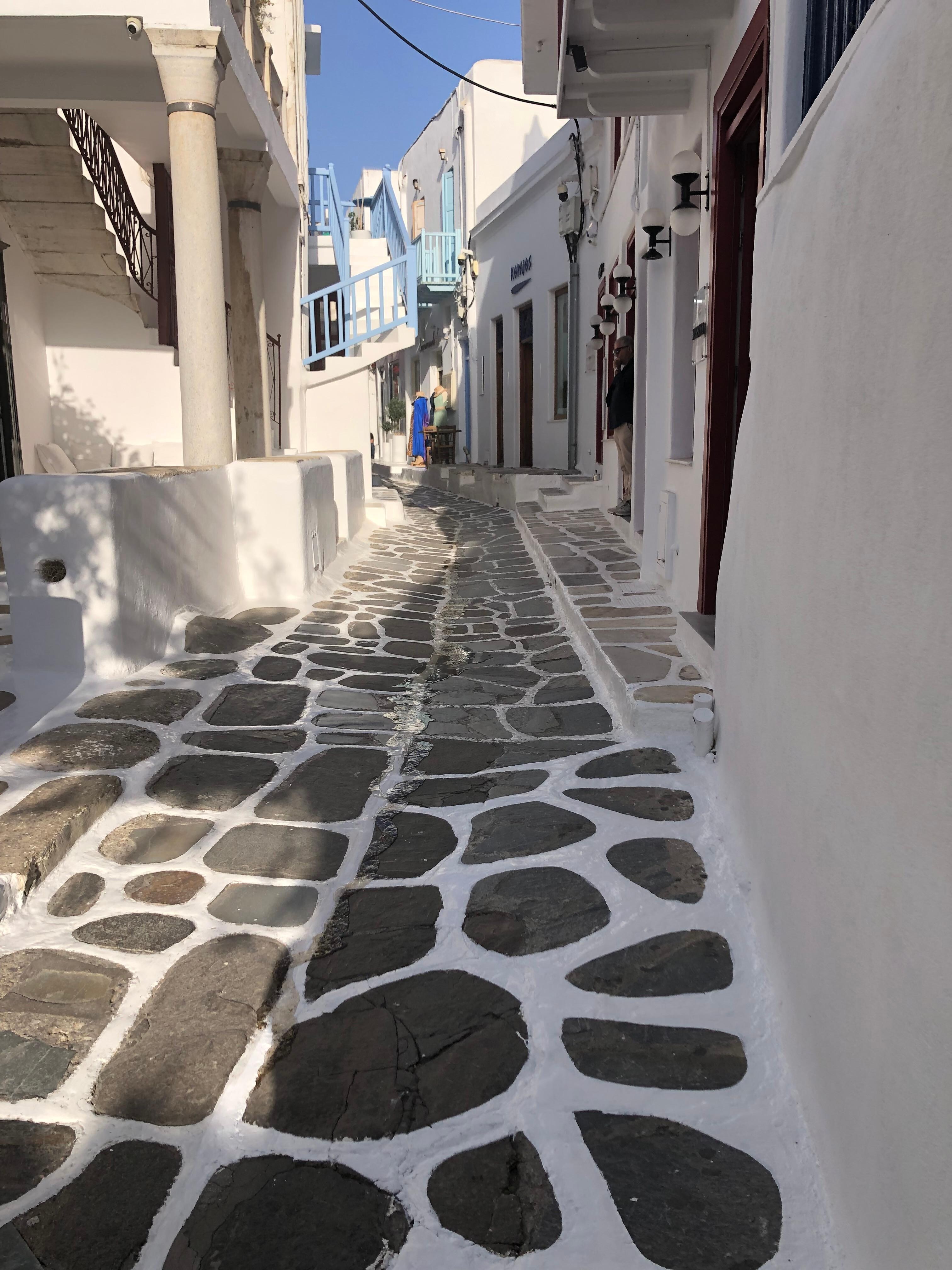 One of many alleys that all look the same, but worth getting lost because there's always something new around the corner