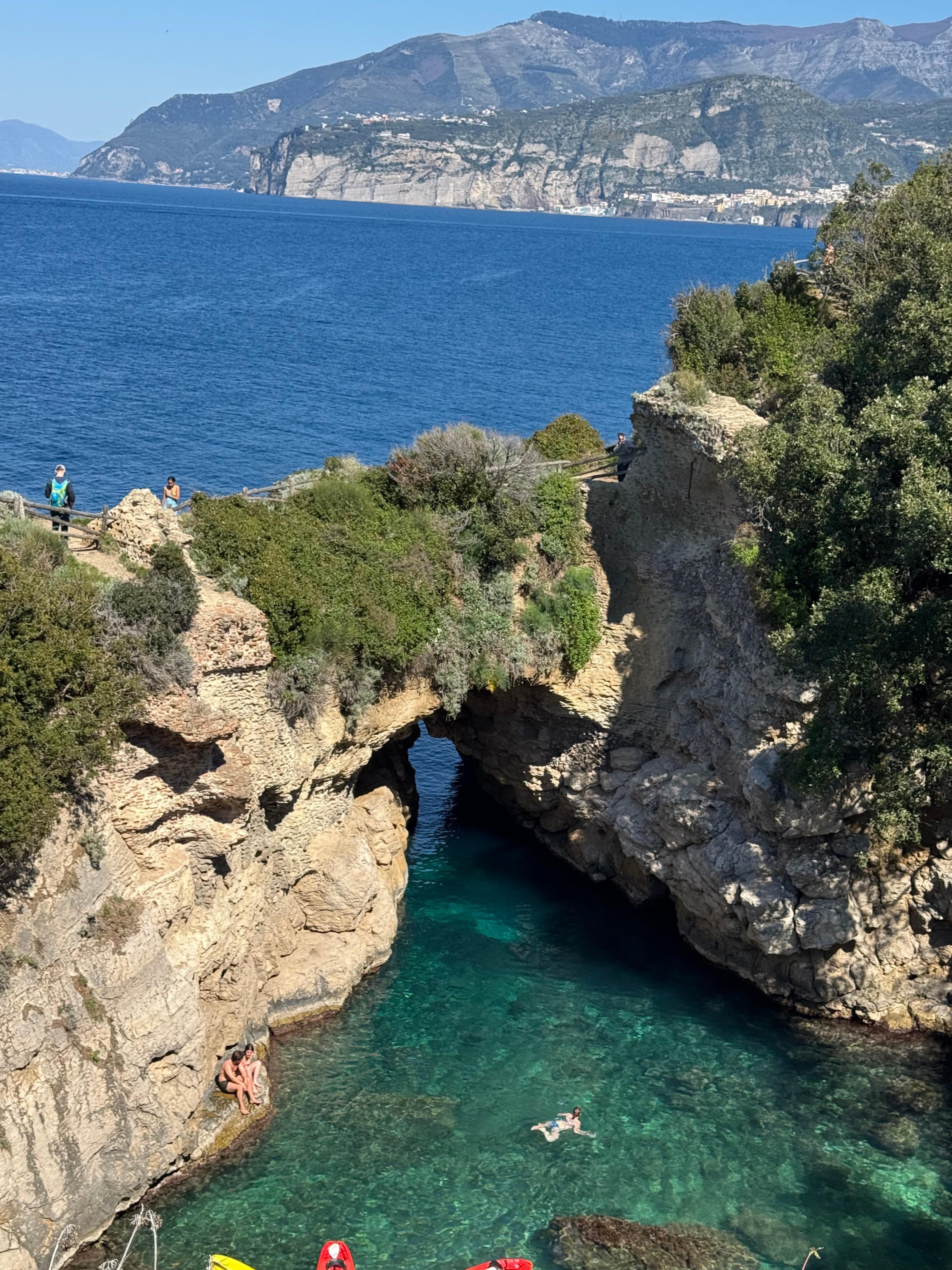 Easy walk to Roman ruins