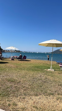 Spiaggia in erba