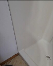 Dirty floor by shower
