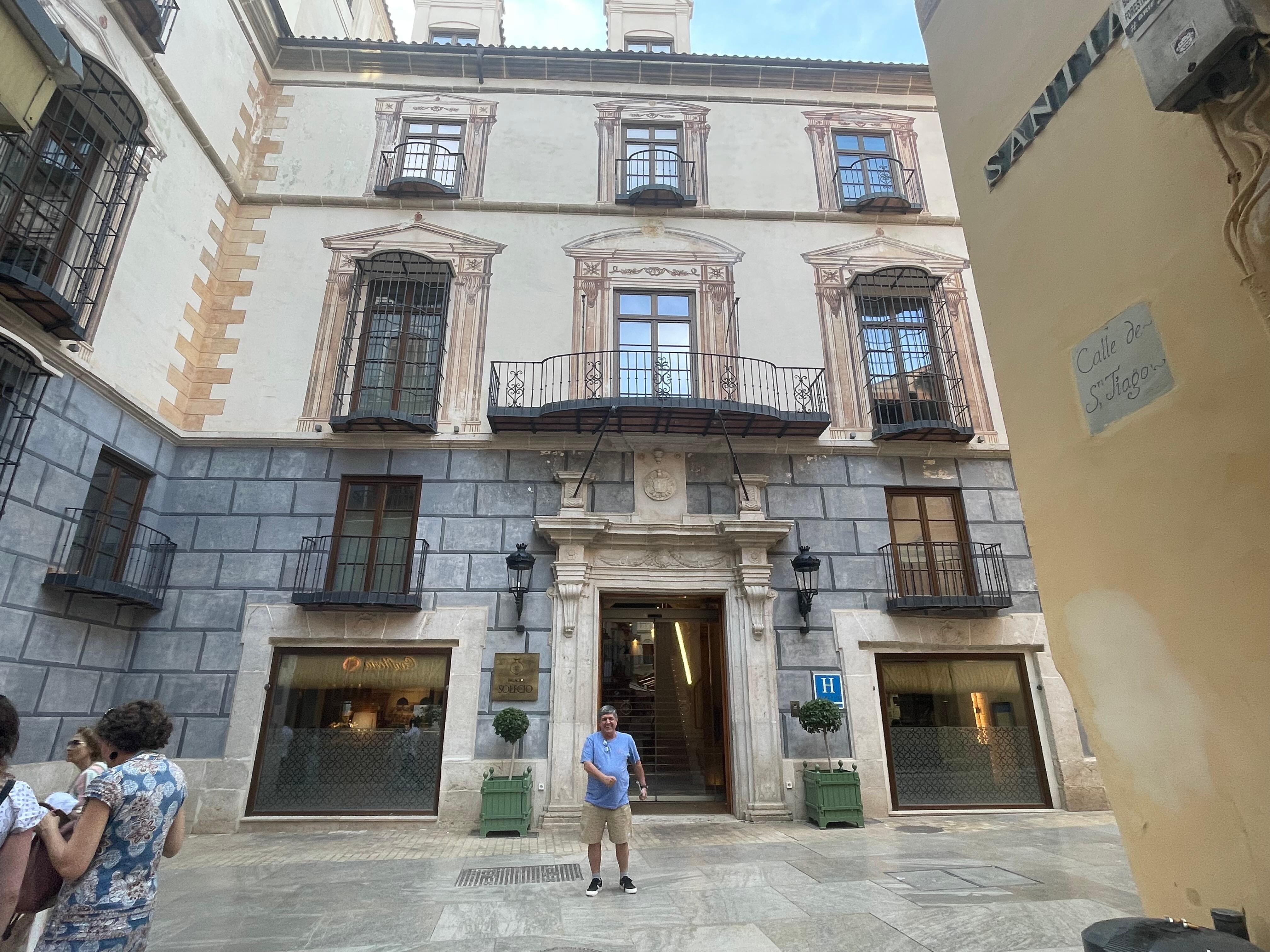 Fachada do hotel