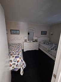 Twin and full size bed