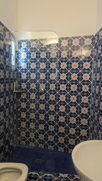 Beautiful Italian tiles!