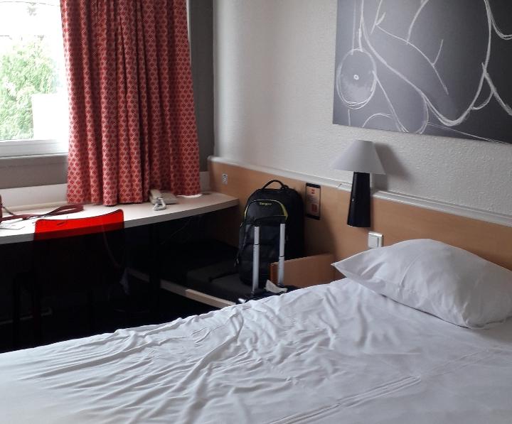 Ibis Toulouse Université 3 et 4 juillet 2020. 
Chambre pour 1 pers.