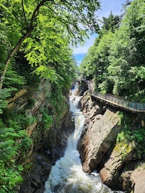 A short hike at High Falls Gorge