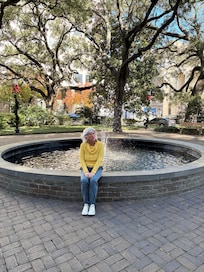 Walkable neighborhood!