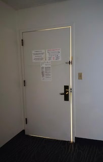 Geschlossene Zimmertür