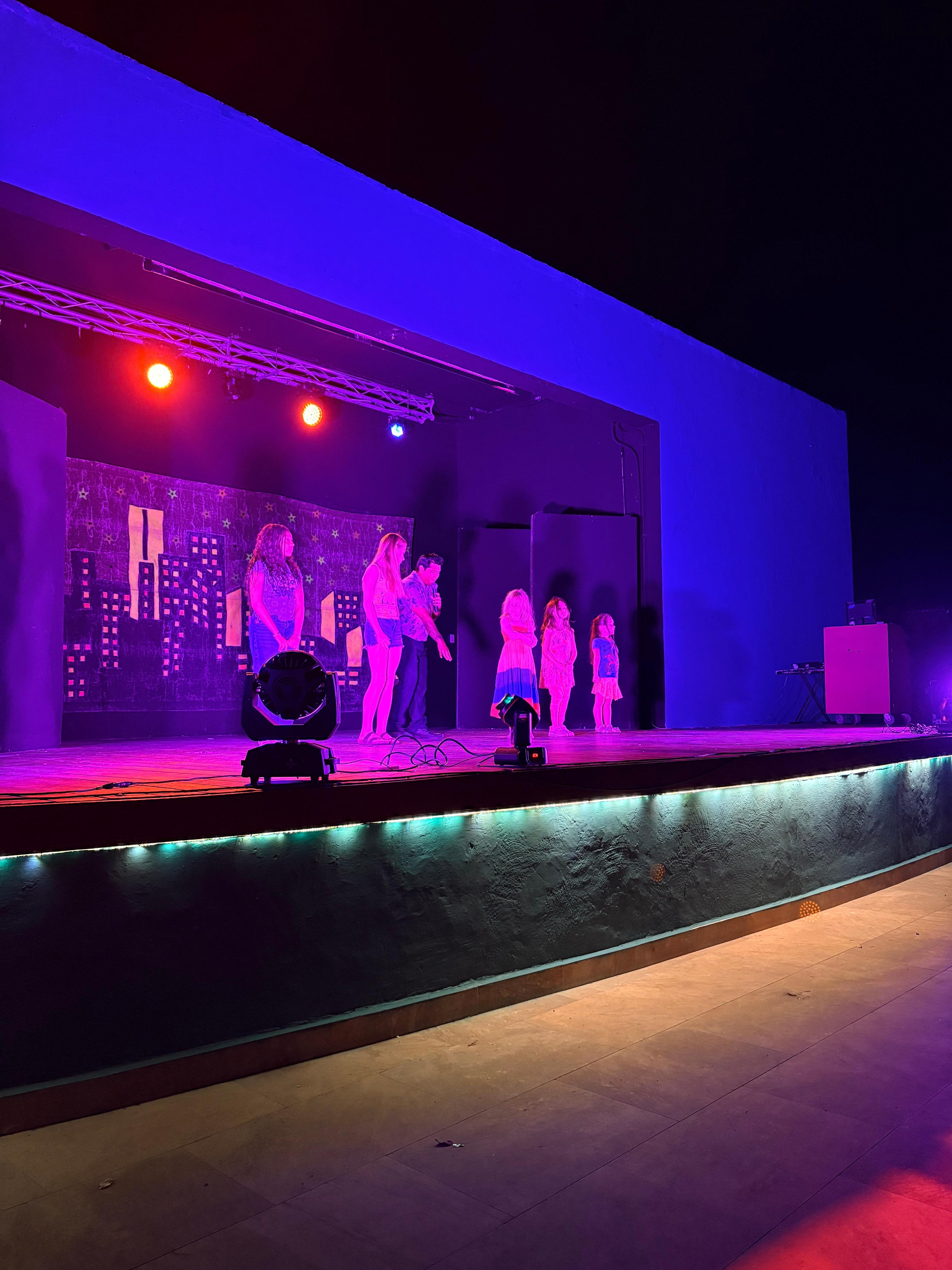 Amazing shows at night. 