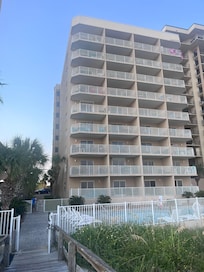 Short walk to the beach.