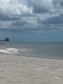 Further look down towards the pier, about 1 mile walk.