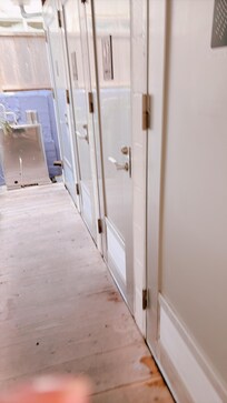 共用のトイレとシャワー