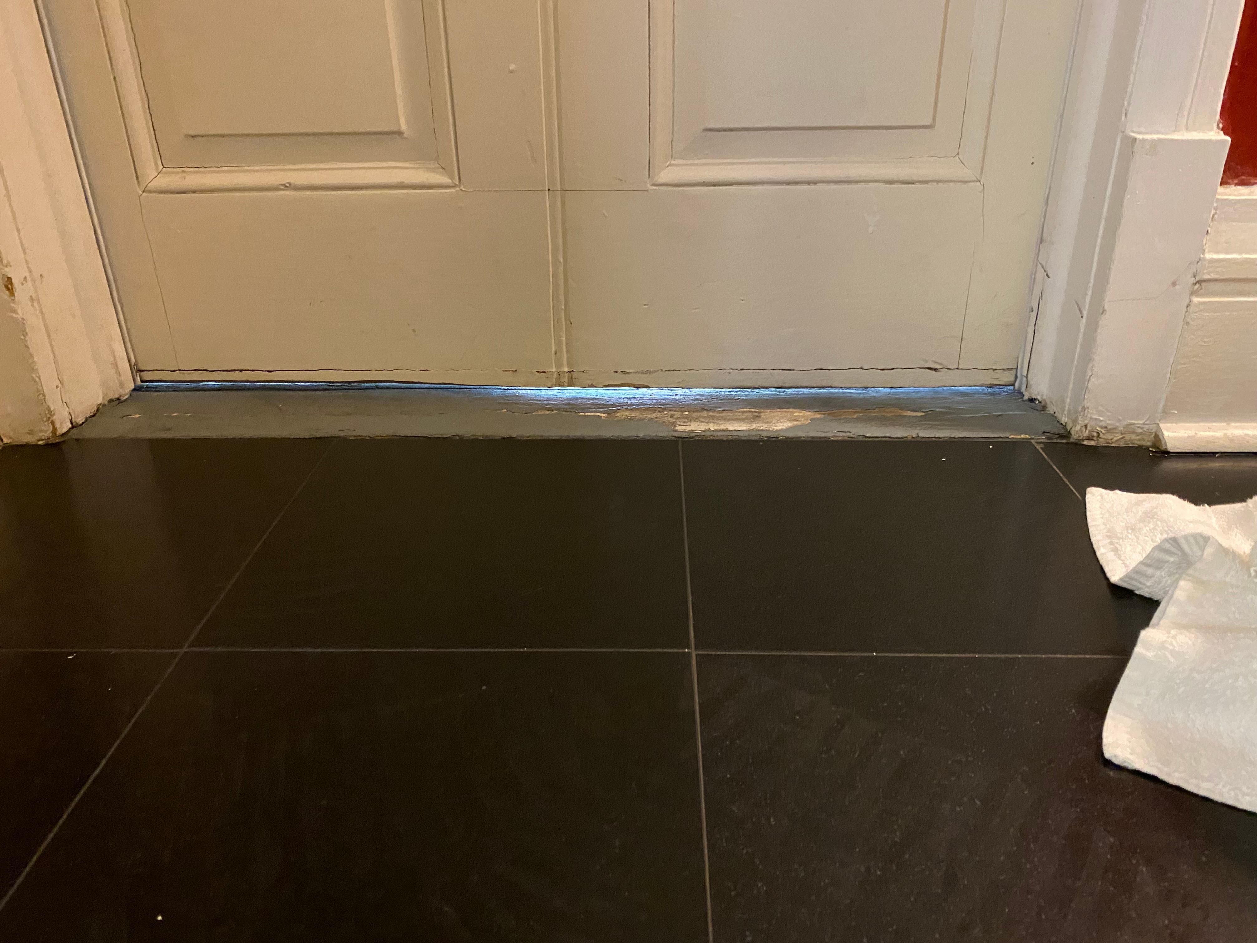 Gaps where mosquitoes entering the room 