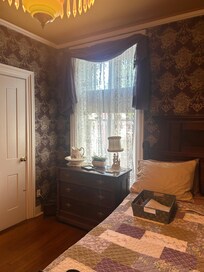 We stayed in the Bess room which had a screened balcony