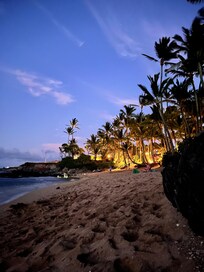 Mama’s beach at twilight. Lots of turtle activity.