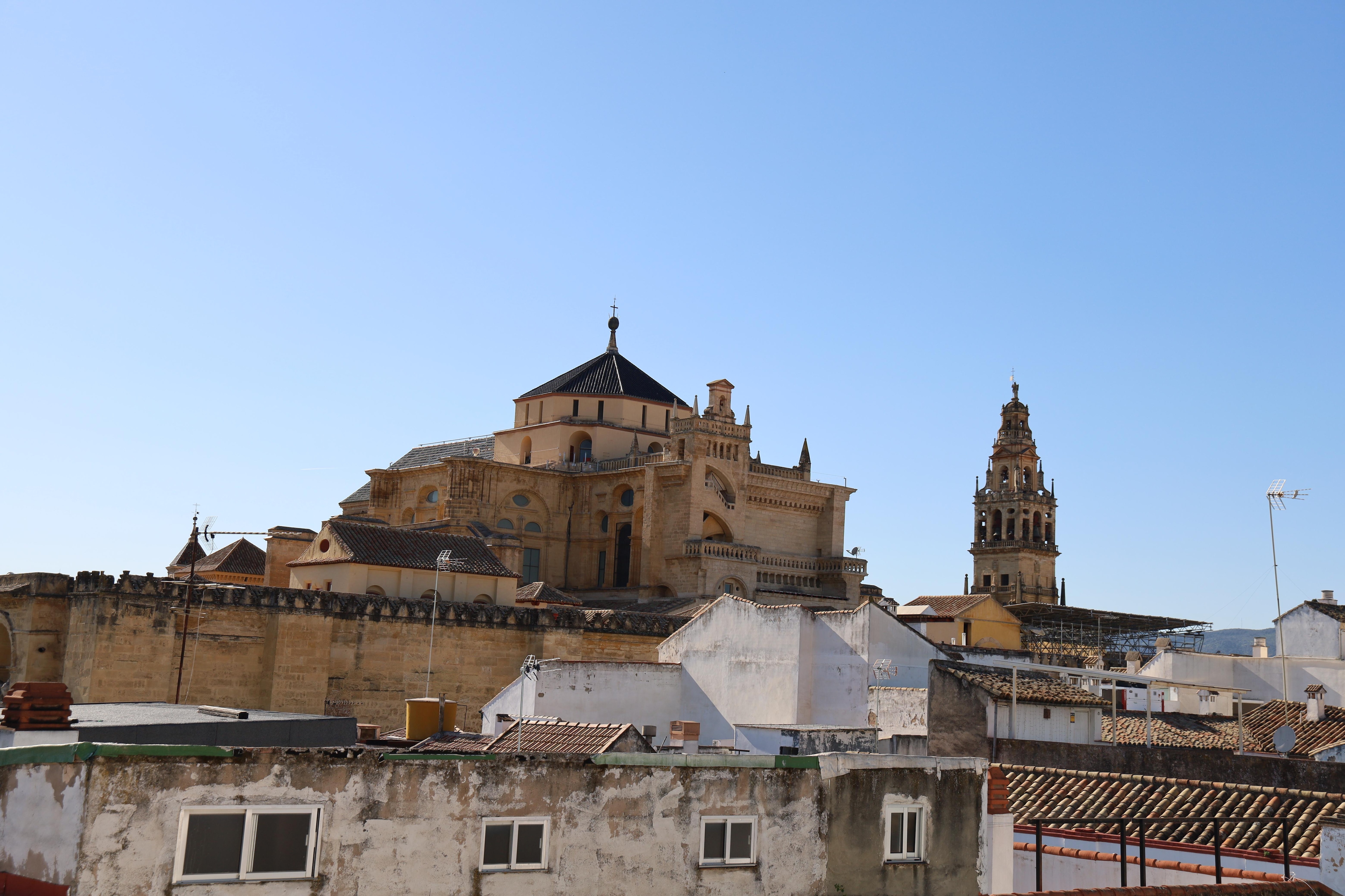 Näkymä kattoterassilta.