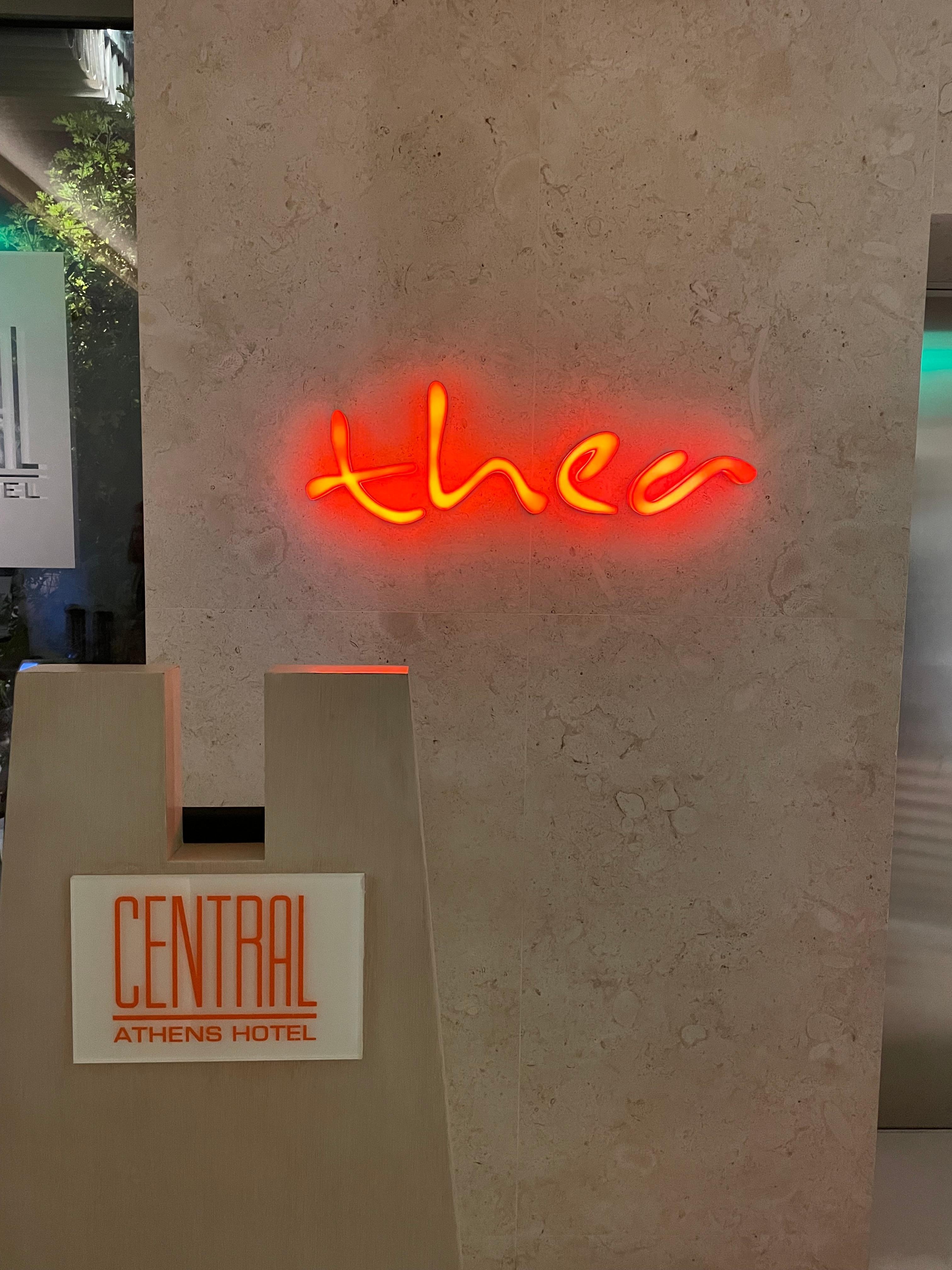 Perfect dinner view and dining experience. 