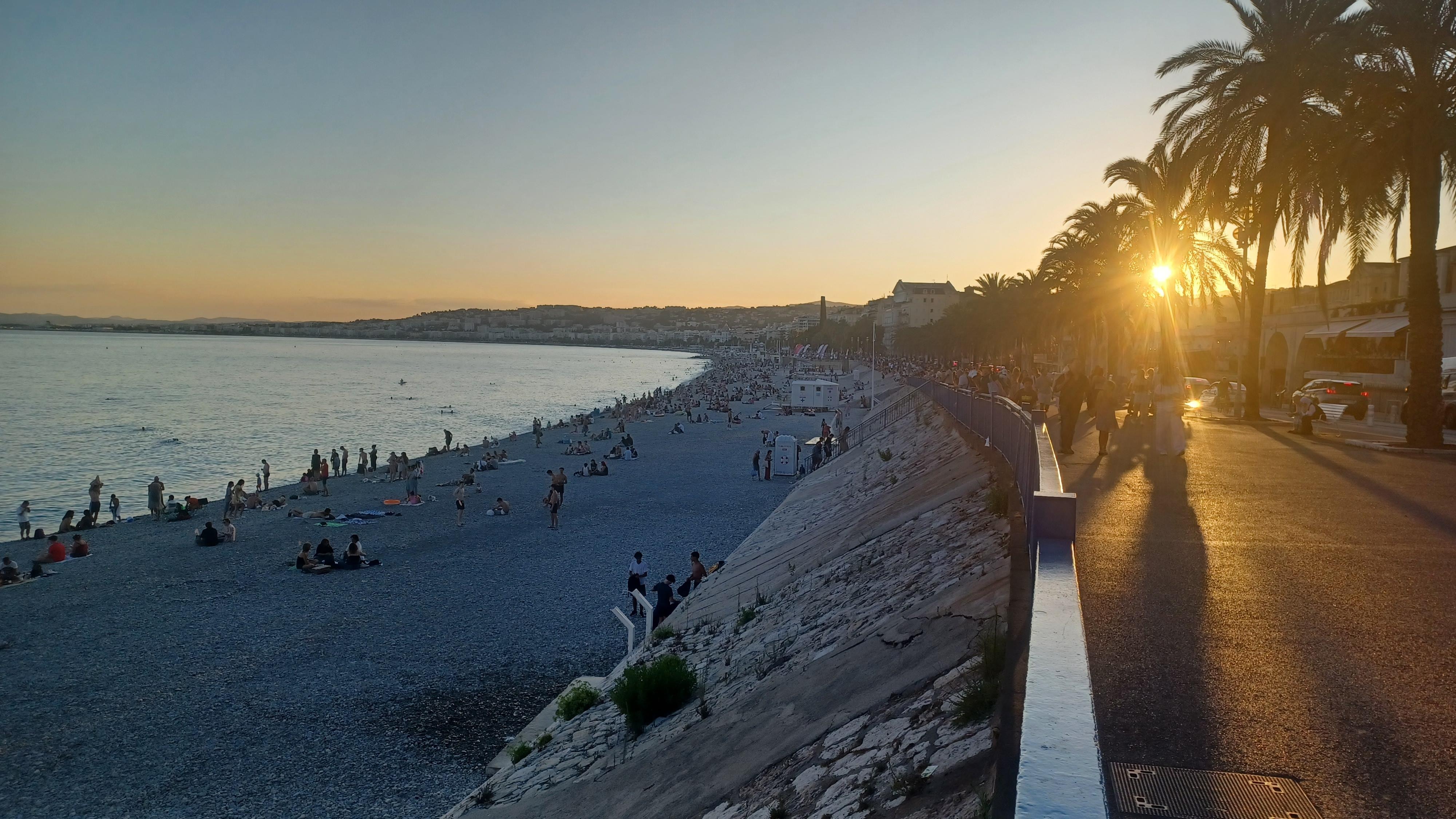 Coucher de soleil du retaurant Castel