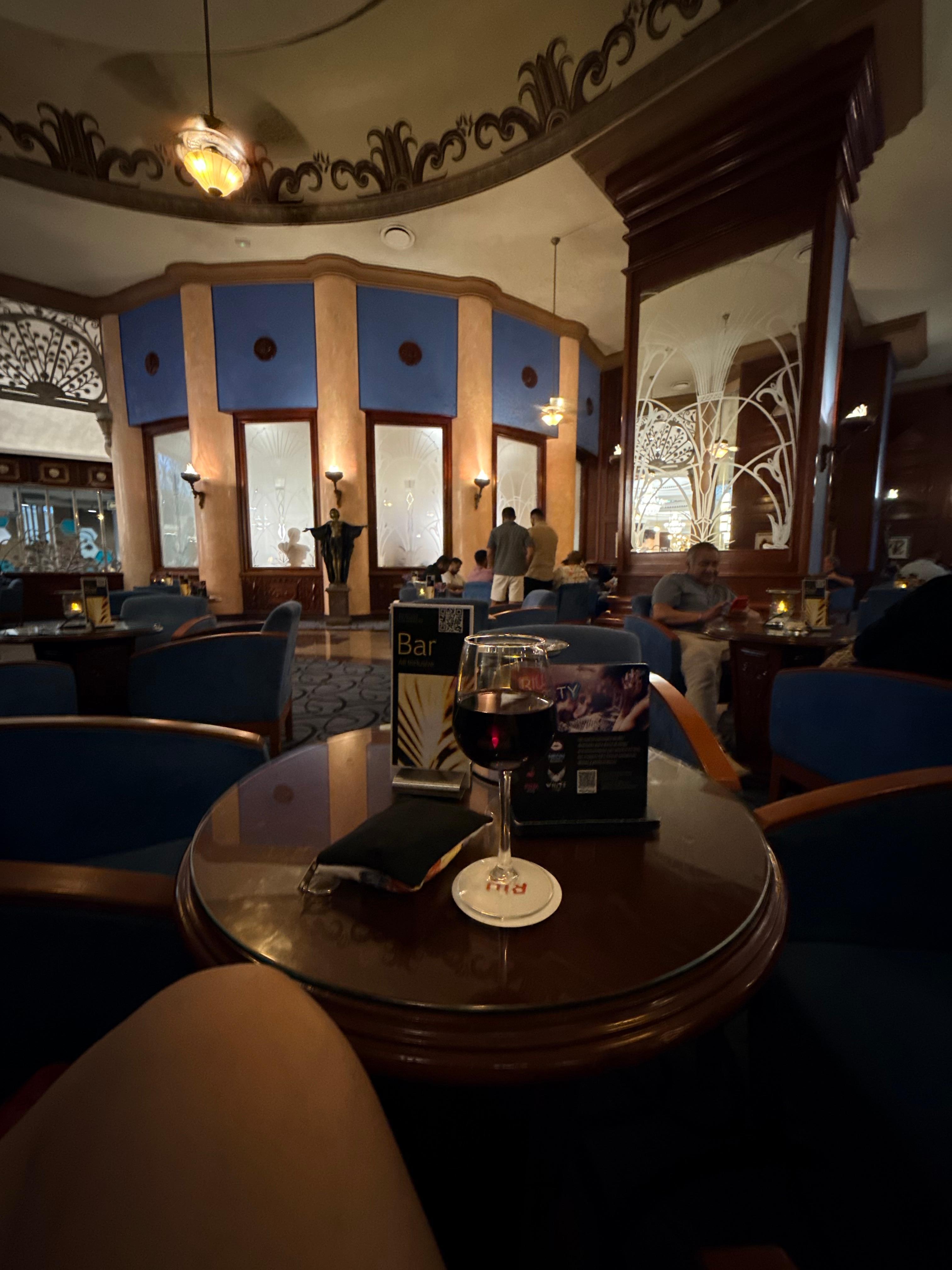Art Deco bar