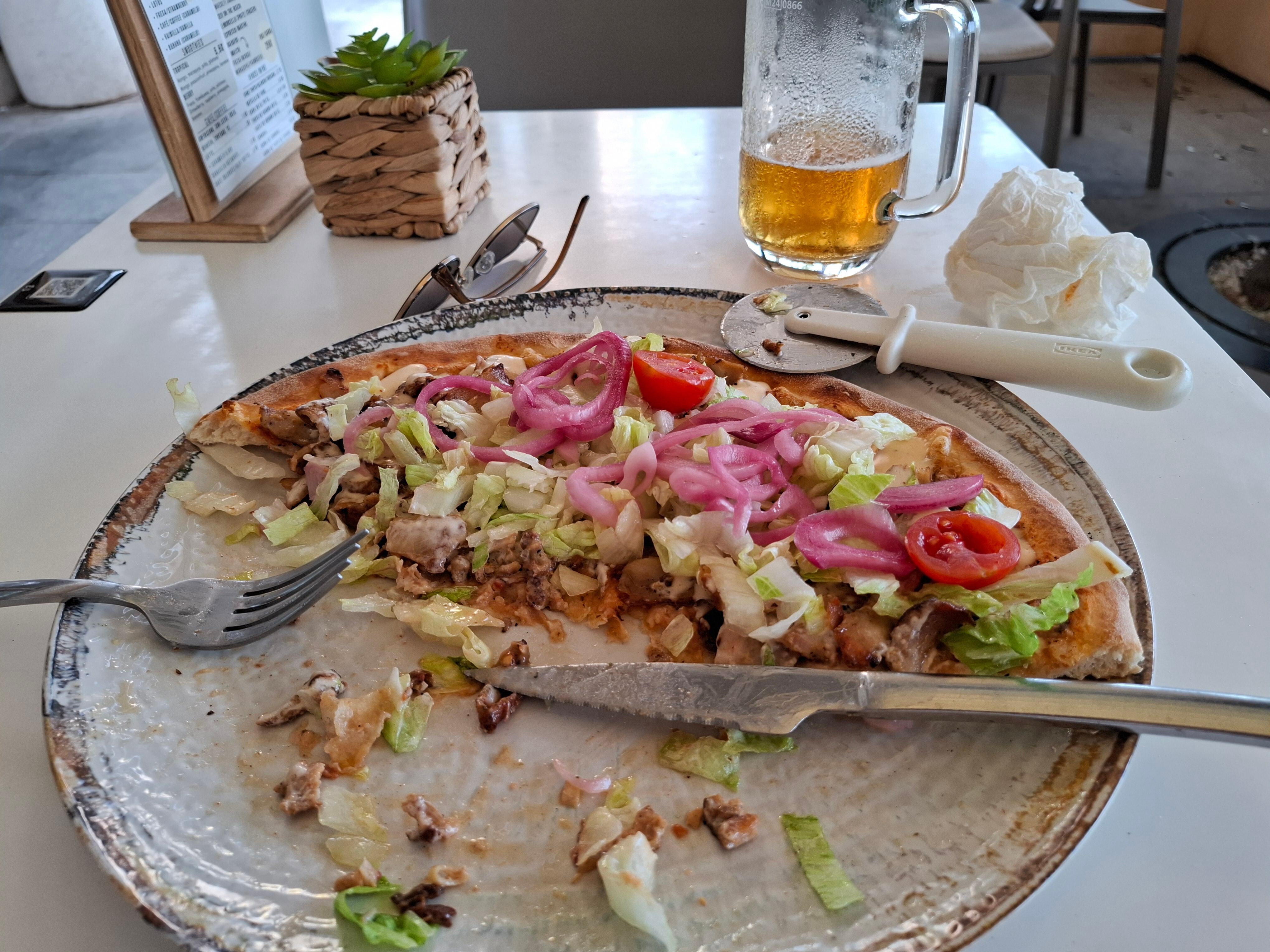Chicken Gyros Pizza Pig n'Pollo