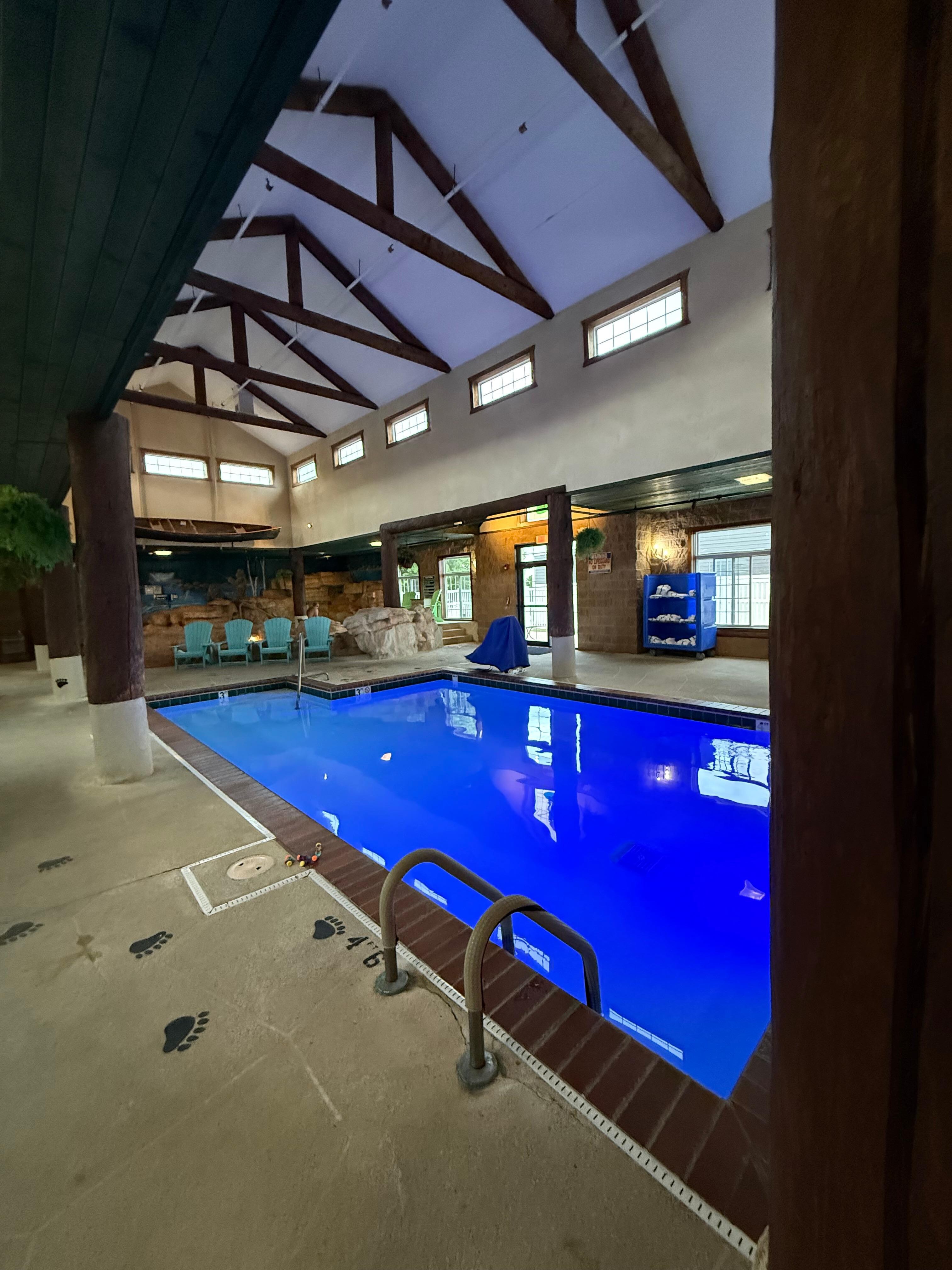 Nice clean pool area. 