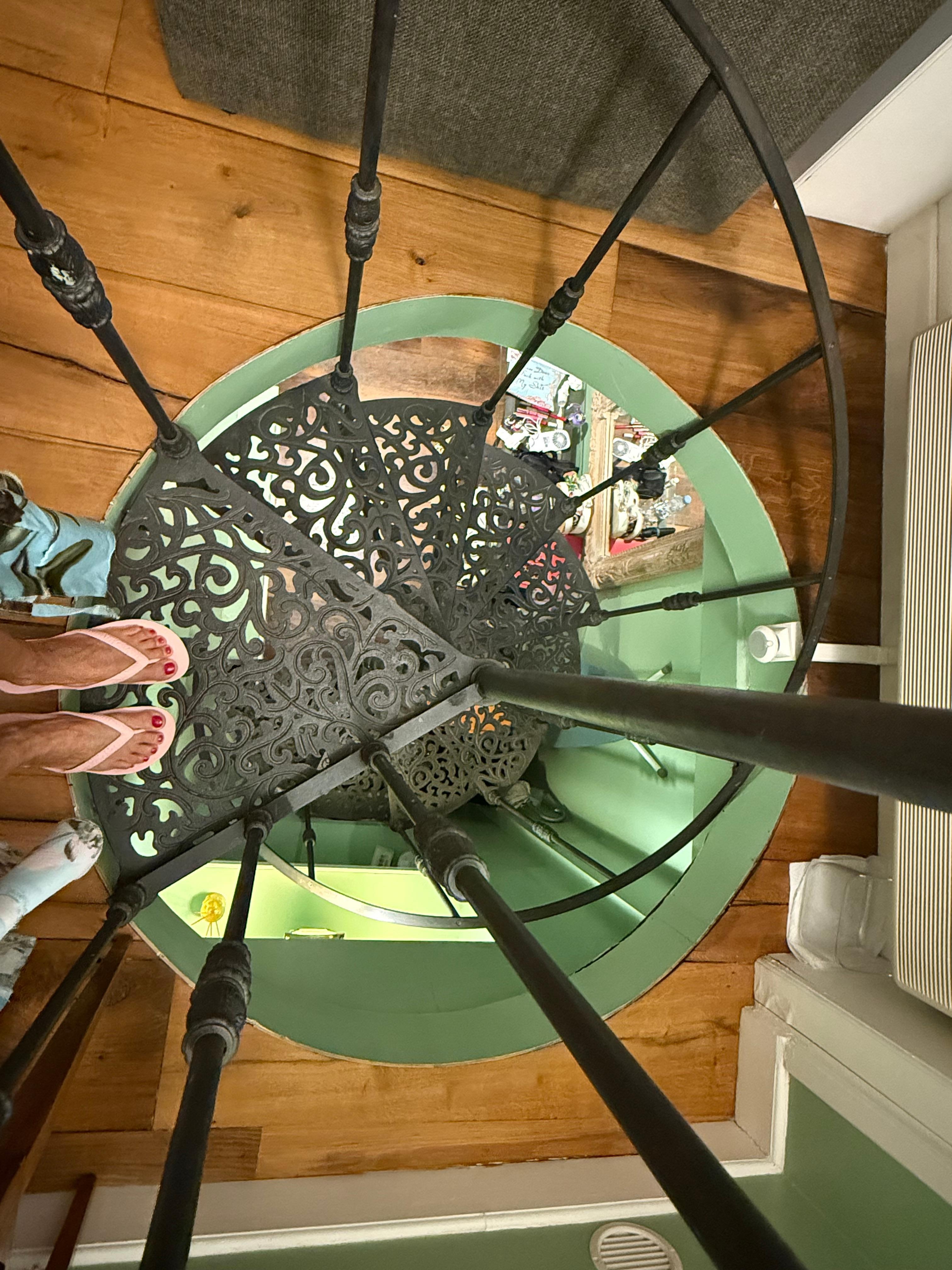 Spiral staircase size 7 