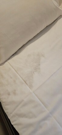 This is what i saw when I took the duve away.