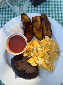 Traditional Chapin breakfast