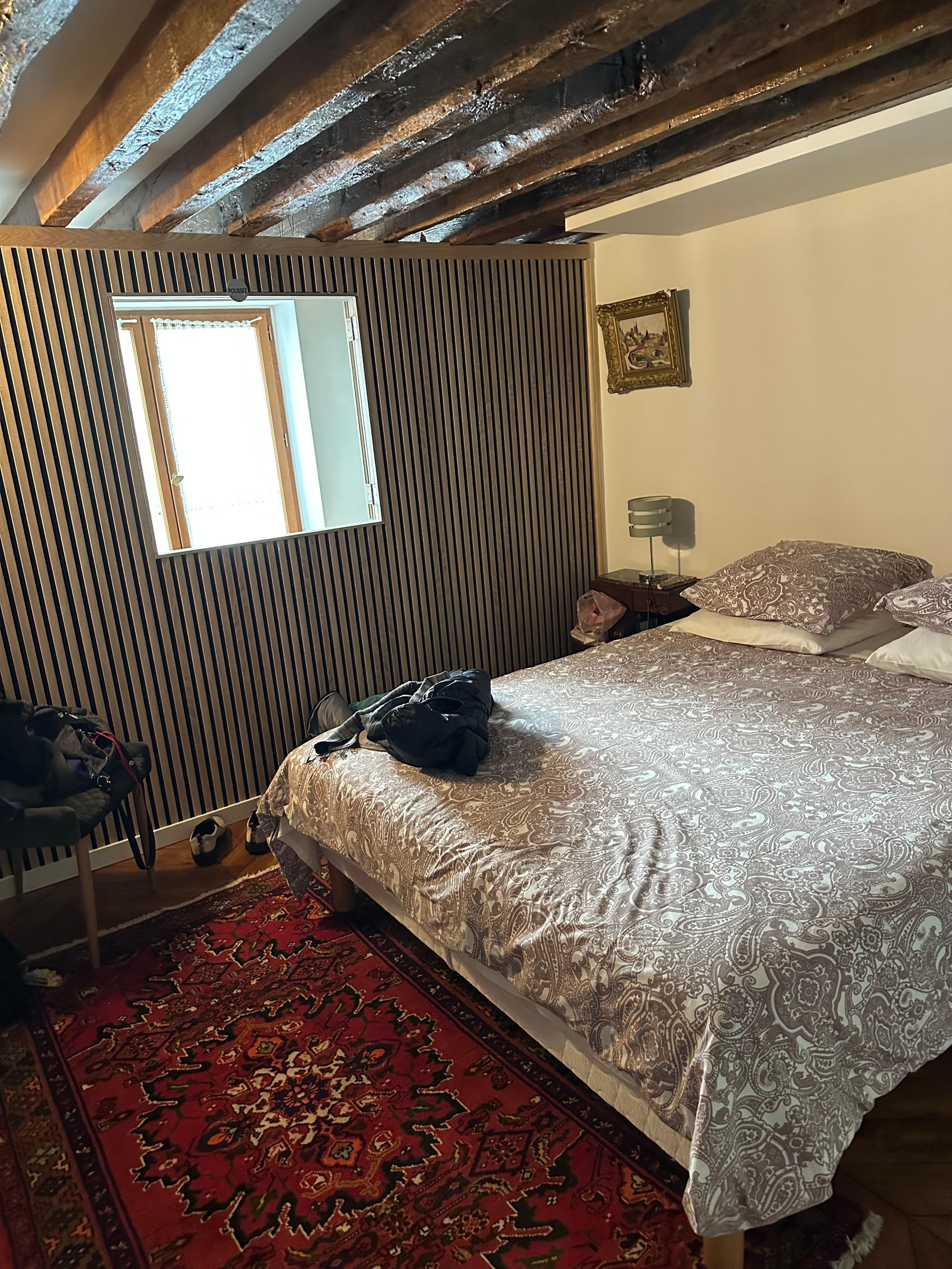 Wall partition is able to darken this bedroom #2